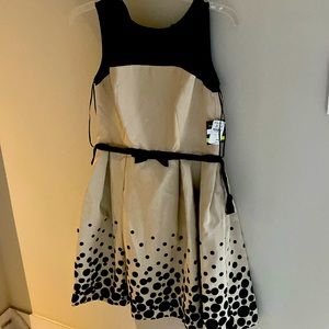Beautiful cocktail dress size 4.